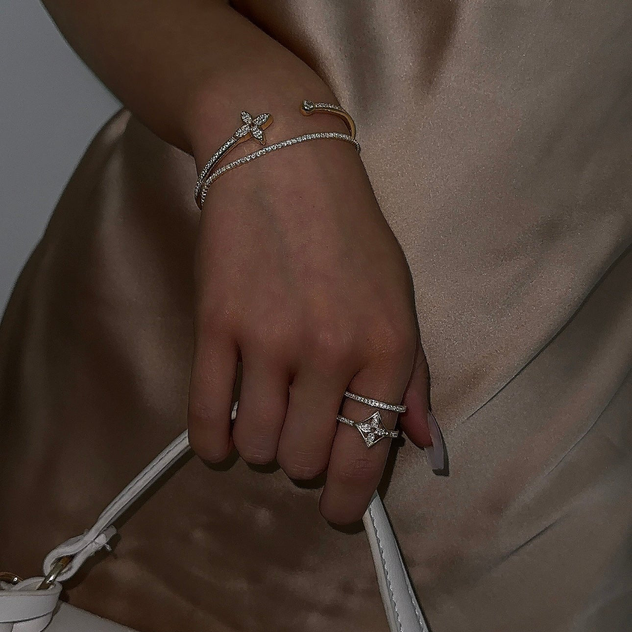 Lilly Star Cuff Gold